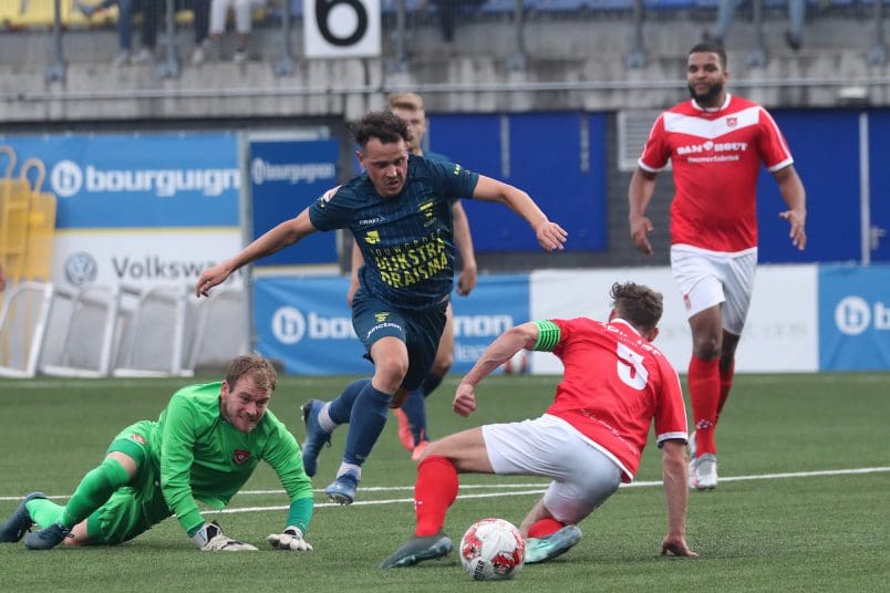 Cambuur Komt Eraan Sticker Gratis Cambuur Komt Eraan Autosticker Pepper Com De Supportersverenigingen Plakten De Stickers Vrijdag En Druk Is Het Bij Het Stadion