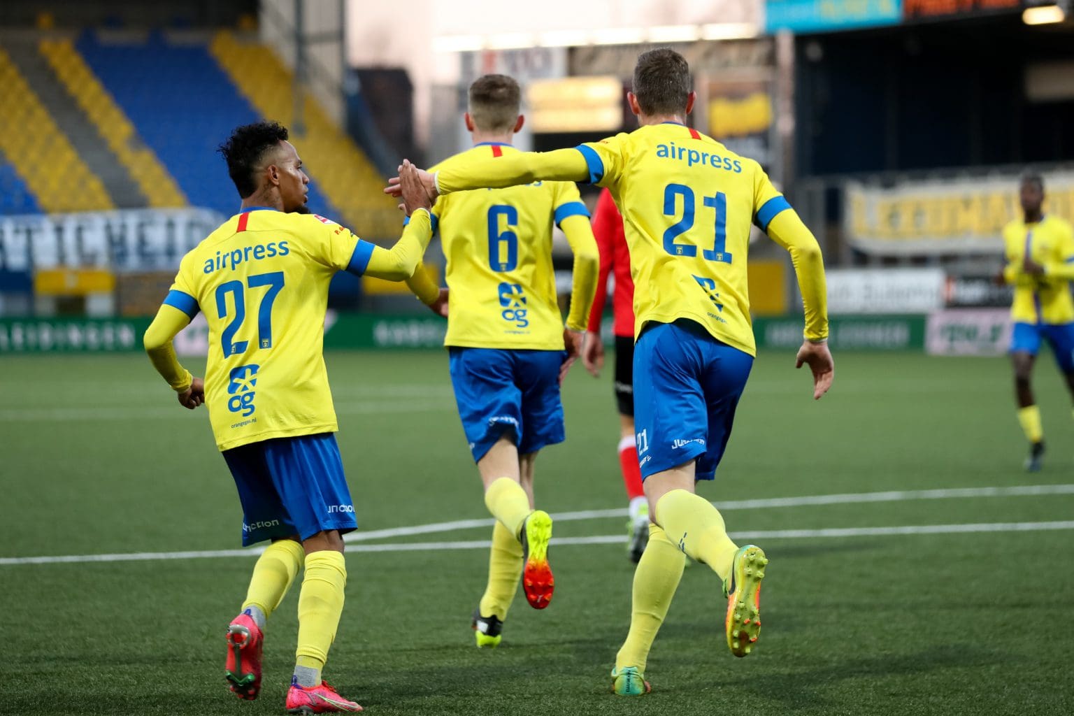 VIDEO | Nabeschouwing SC Cambuur - Helmond Sport: Henk de Jong en ...