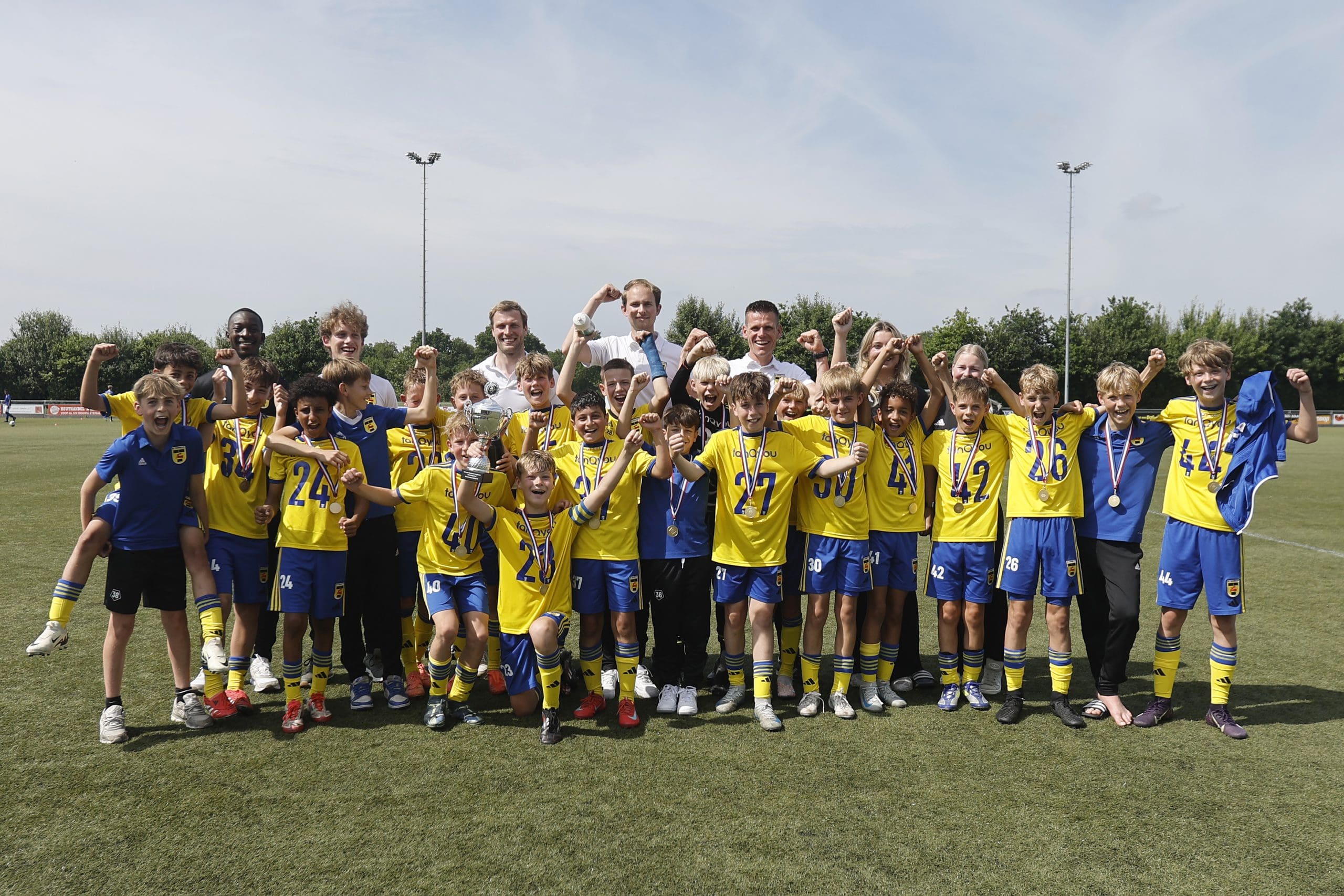 SC Cambuur O13 wint districtsbeker