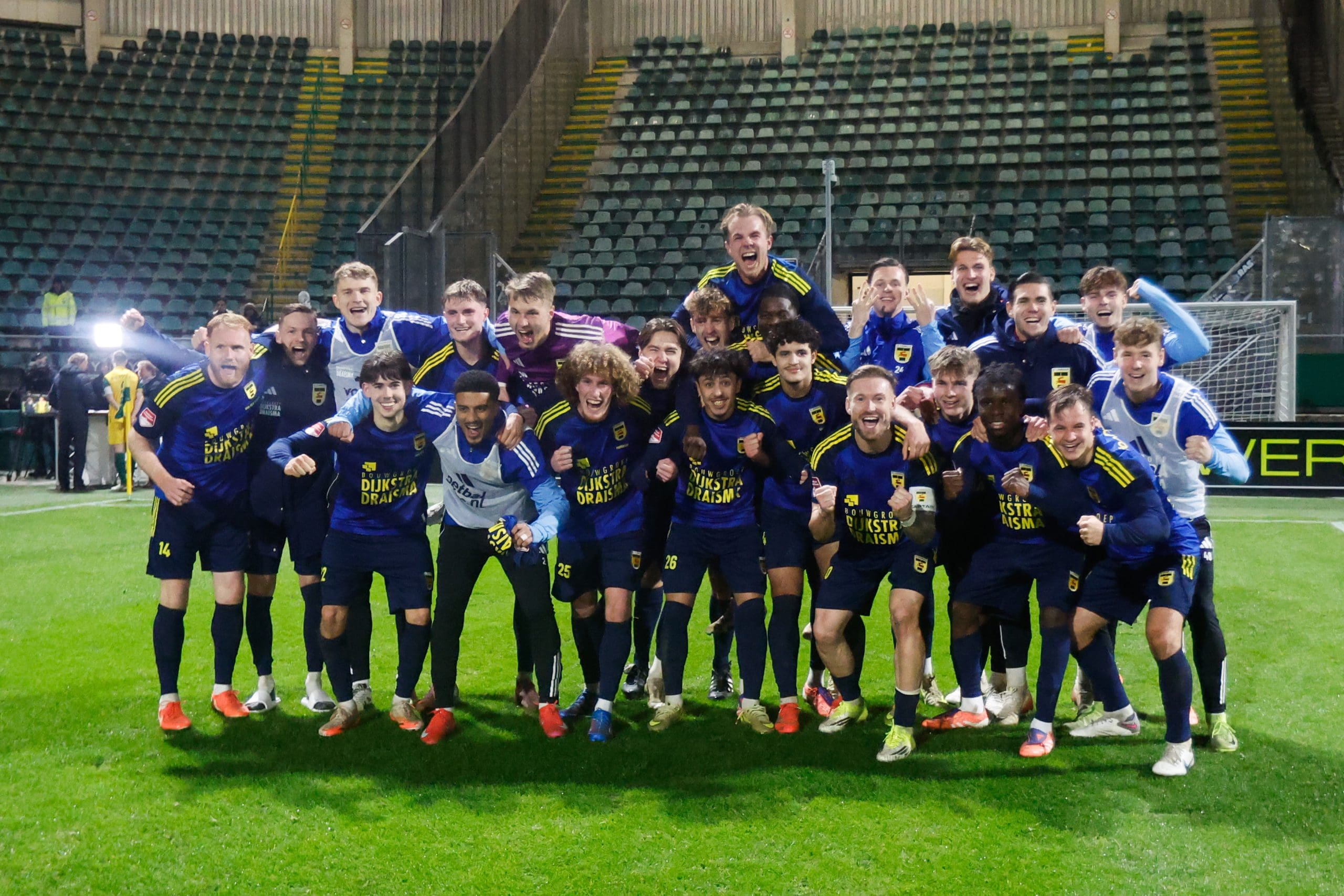 SC Cambuur wint topper in Den Haag