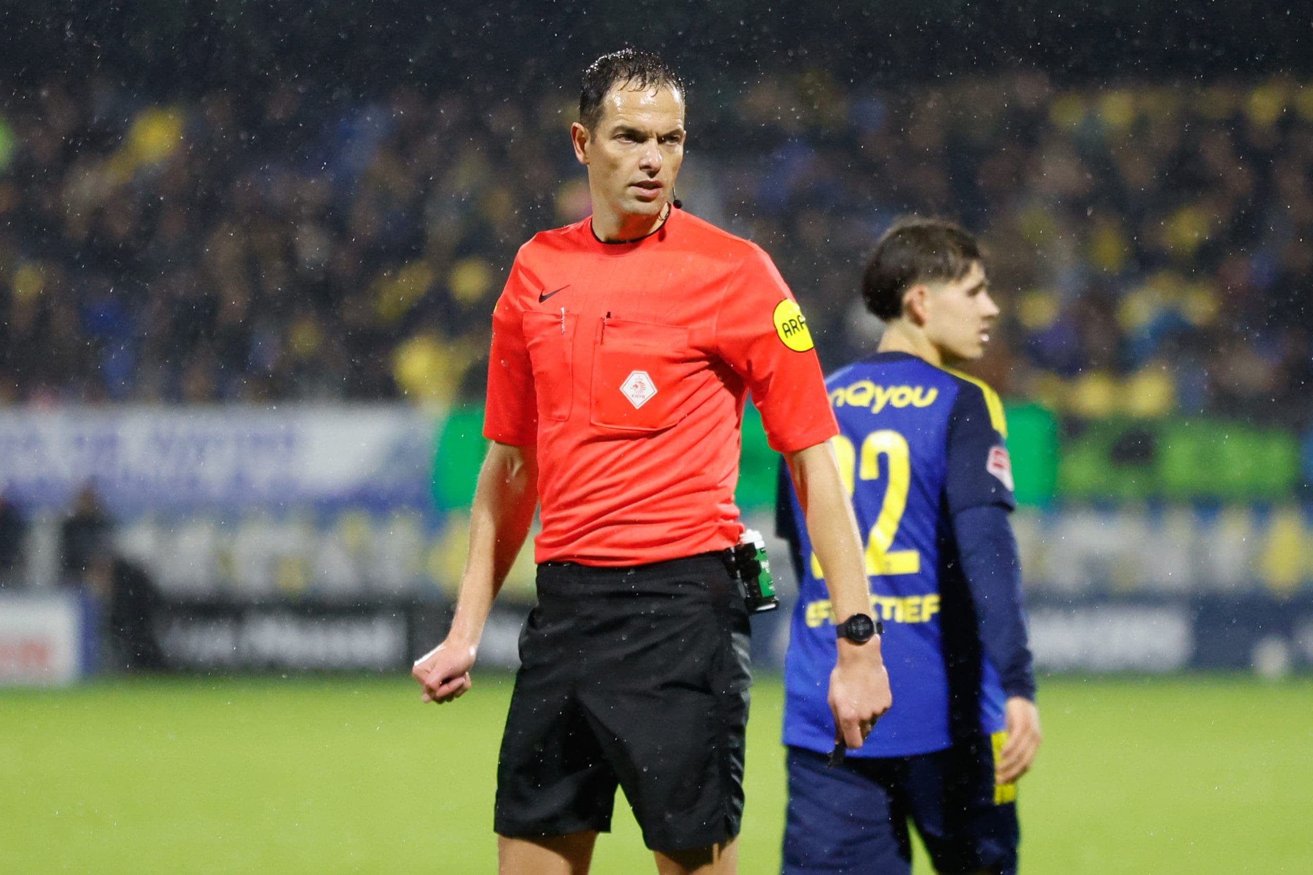 Richard Martens fluit SC Cambuur – Almere City FC