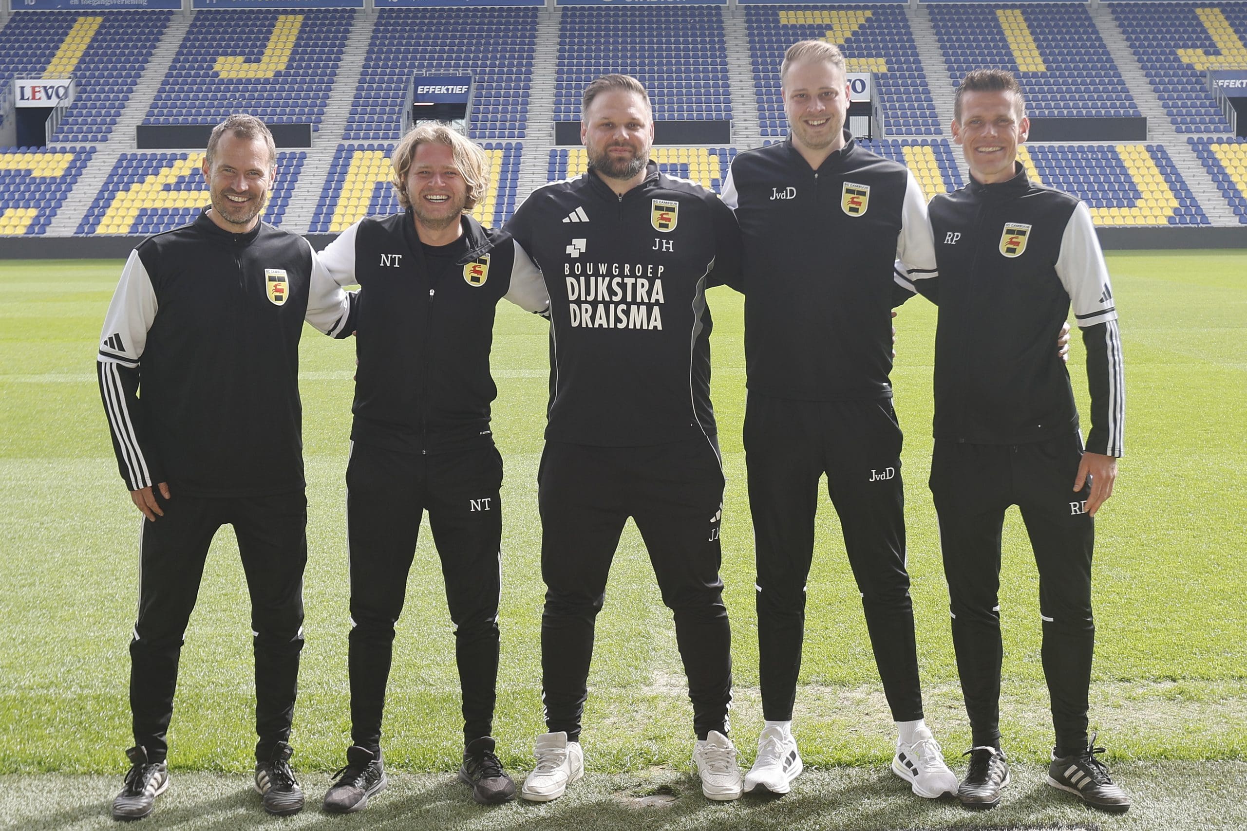Hoofdtrainers jeugdopleiding blijven allemaal aan
